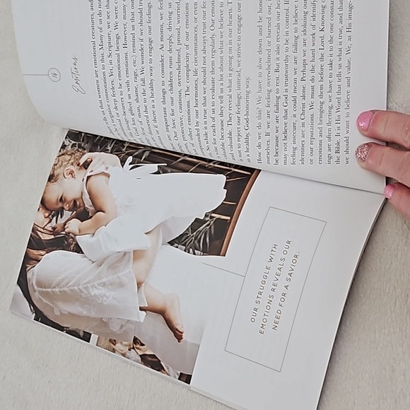 Gospel centered motherhood Bible Study Book - Picture 13 of 15